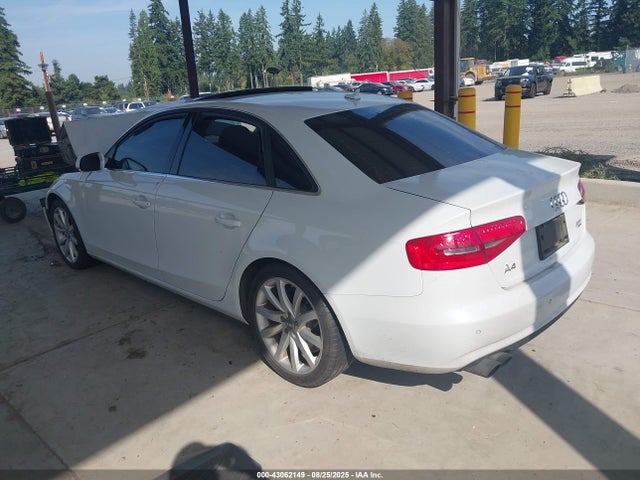 2013 AUDI A4 WAUFFAFLXDN036042 Photo 2