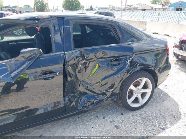 2015 AUDI A3 WAUBFGFF3F1114585 Photo 5