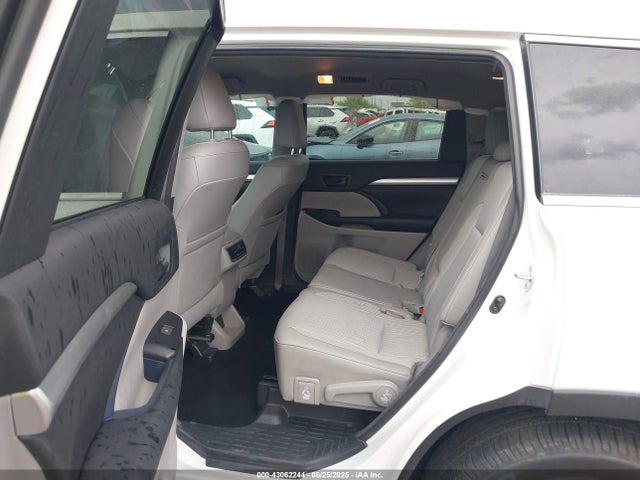 5TDZKRFH8GS150822 Toyota 2gr-fe