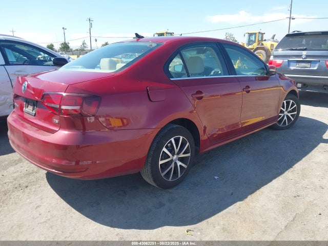 Volkswagen tsi 2018 3VWDB7AJ2JM216665 Image 4