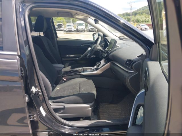 2022 MITSUBISHI ECLIPSE CROSS JA4ATVAA9NZ014492 Photo 4