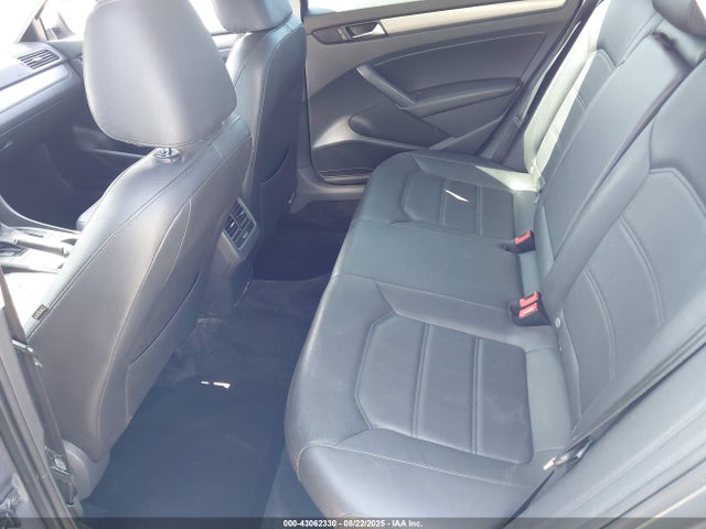 1VWBN7A36EC116656 Volkswagen Passat