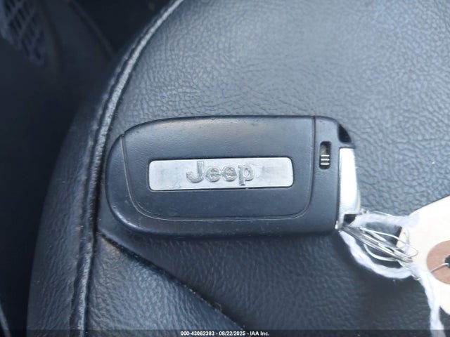 Jeep Compass 2020 3C4NJDCB4LT111701 Image 11