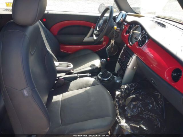 2005 MINI COOPER WMWRF33515TG12888 Photo 4
