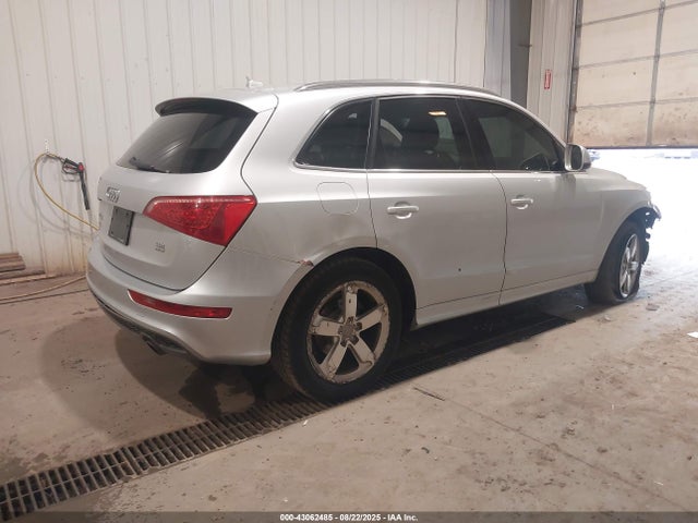 2011 AUDI Q5 WA1DKAFP4BA054849 Photo 3