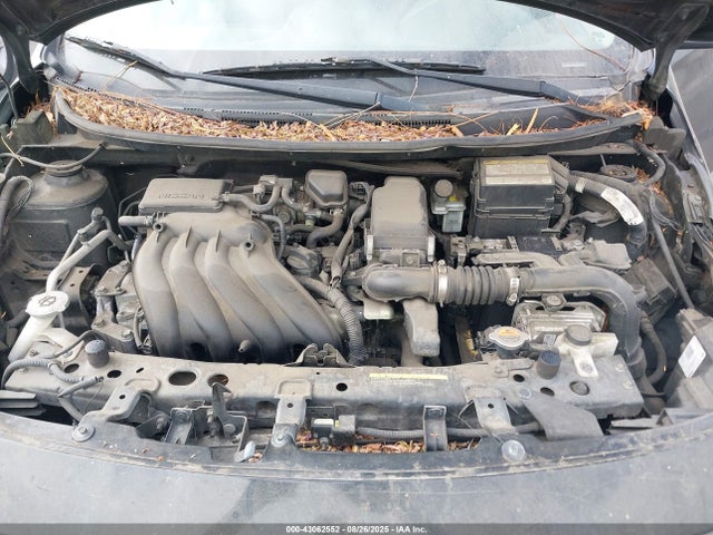 3N1CN7AP0GL833560 Nissan 2016