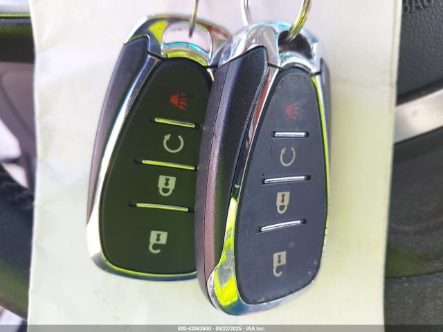1G1FX6S06H4165537 Chevrolet 2017