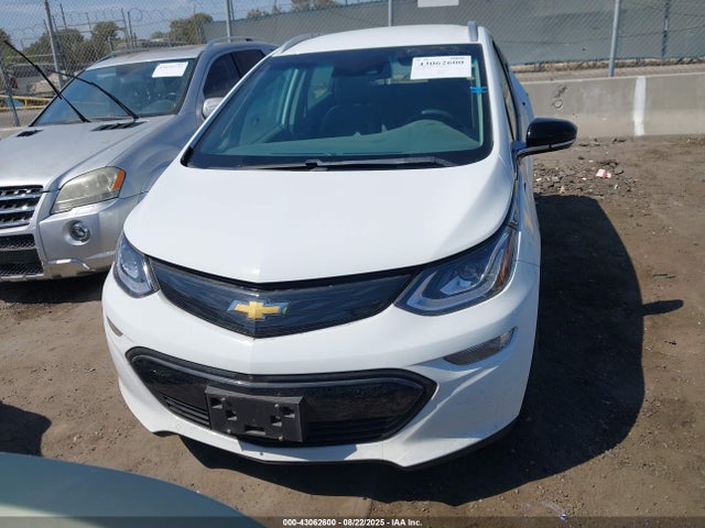 1G1FX6S06H4165537 Chevrolet 2017