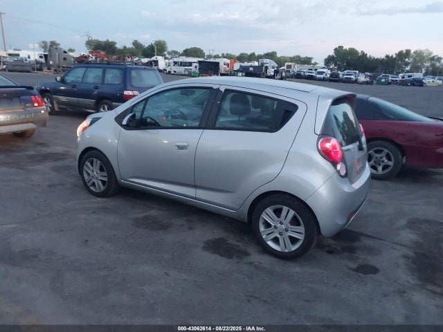 Chevrolet ll0 2014 KL8CD6S98EC516573 Image 3