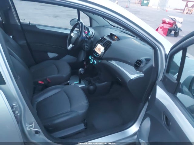 Chevrolet ll0 2014 KL8CD6S98EC516573 Image 5