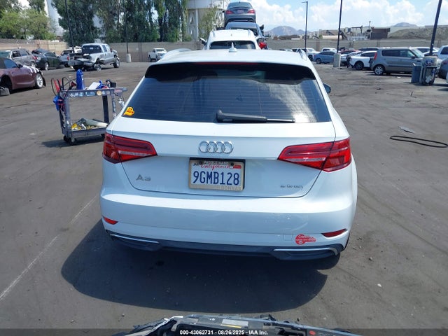 WAUUPBFF0JA066707 Audi 2018