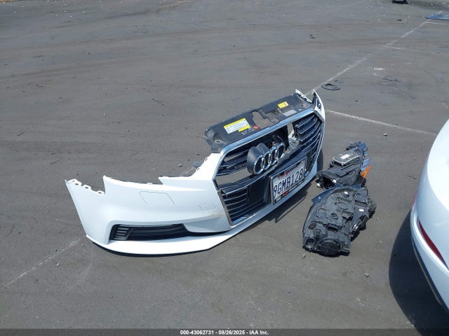 WAUUPBFF0JA066707 Audi 2018