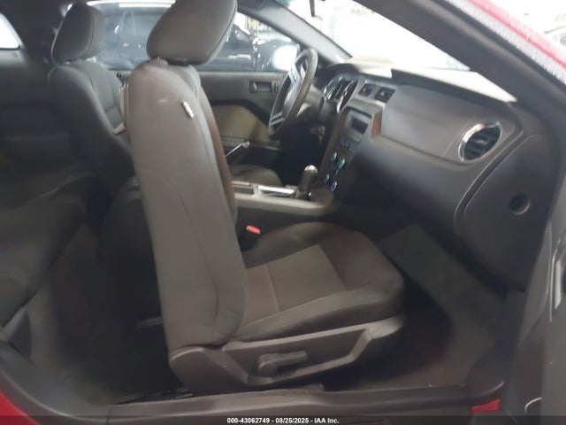 Продаж на аукціоні авто 2010 Ford Mustang V6/v6 Premium, vin: 1ZVBP8AN1A5165277, номер лоту: 43062749