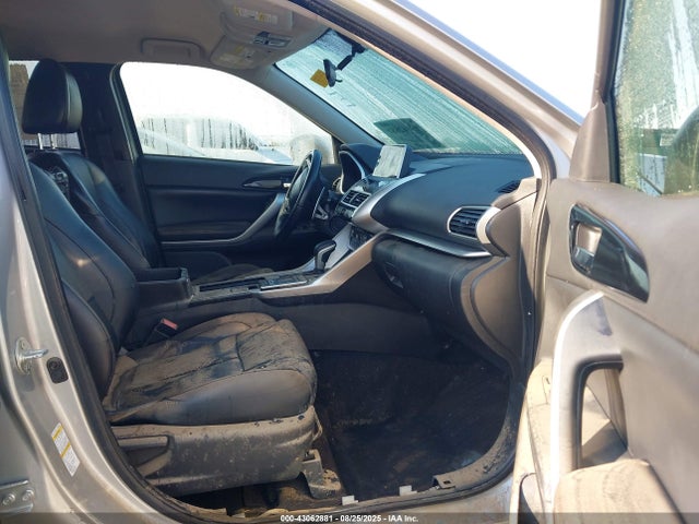 2019 MITSUBISHI ECLIPSE CROSS JA4AT5AA8KZ001938 Photo 4