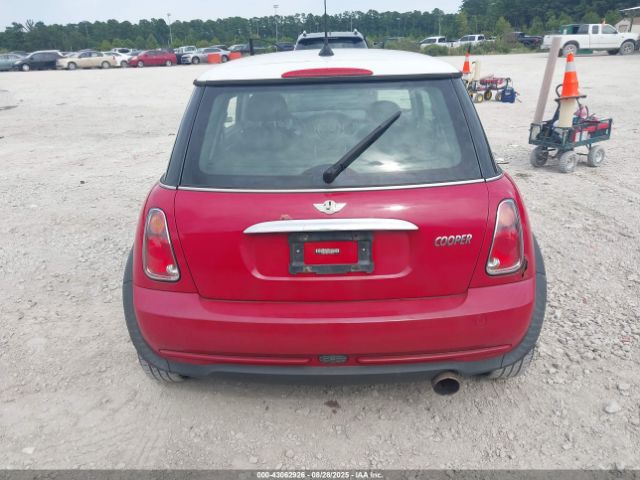 2005 MINI COOPER WMWRC33445TC58932 Photo 5