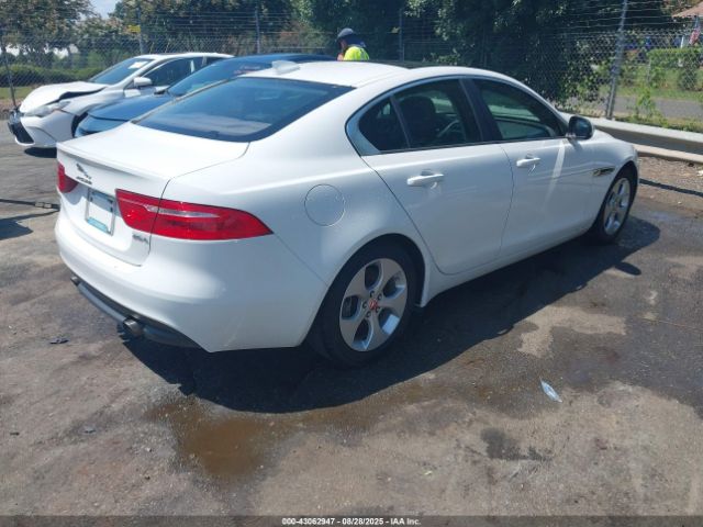 2018 JAGUAR XE SAJAR4FX5JCP33281 Photo 3