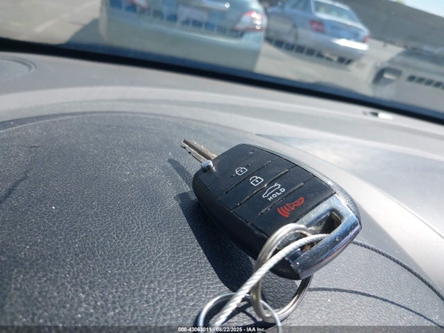 3KPFL4A72JE212282 KIA mpi nu