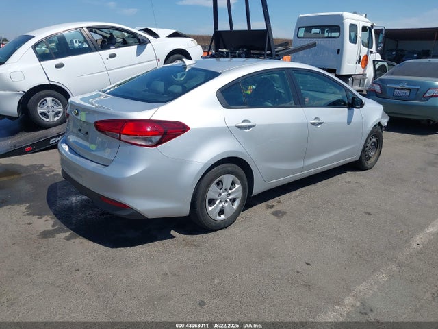 3KPFL4A72JE212282 KIA mpi nu