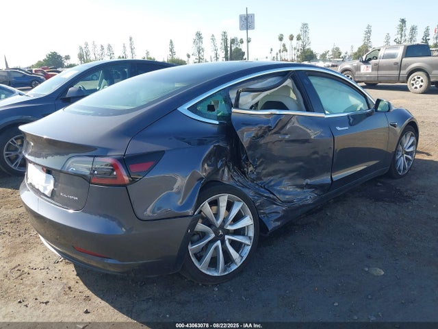 2019 TESLA MODEL 3 5YJ3E1EB6KF195542 Photo 3