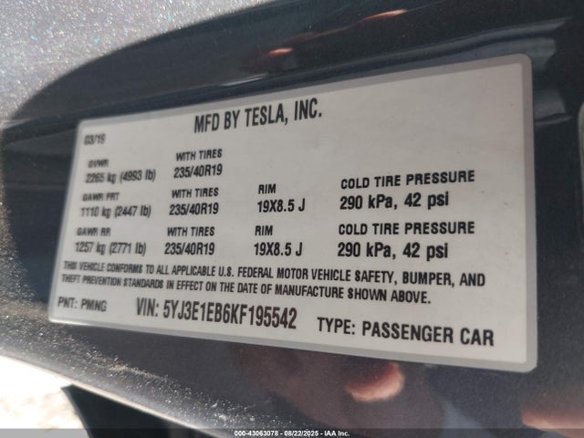 2019 TESLA MODEL 3 5YJ3E1EB6KF195542 Photo 8