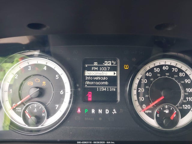 RAM 1500 2020 1C6RR7FGXLS154337 Image 2