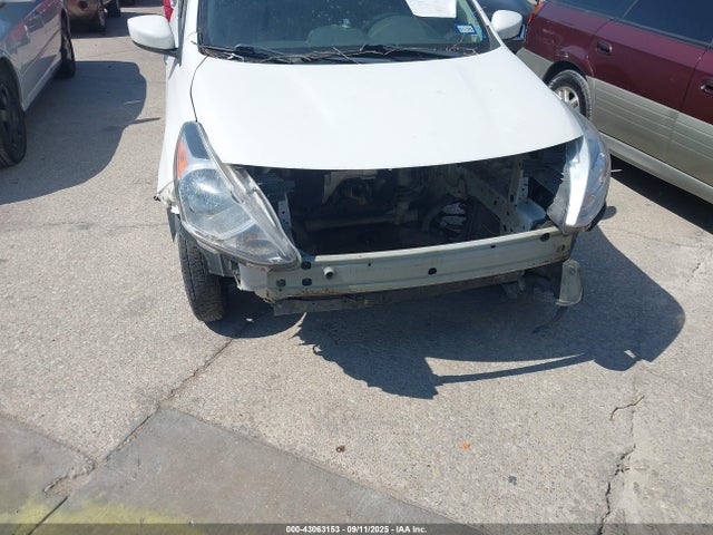 3N1CN7AP0JL814434 Nissan Versa