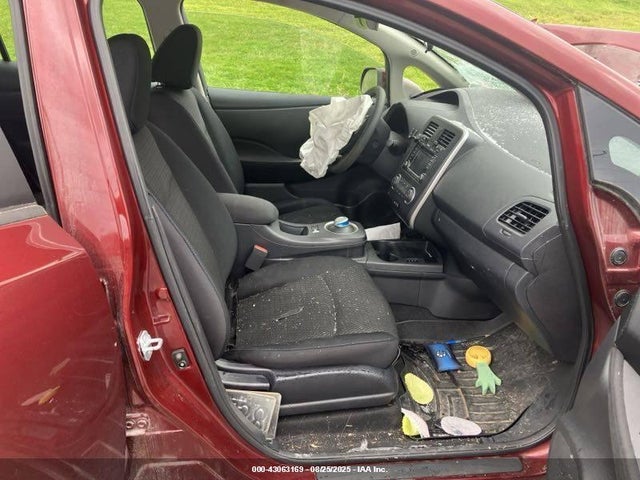 2017 NISSAN LEAF 1N4BZ0CP5HC304996 Photo 4