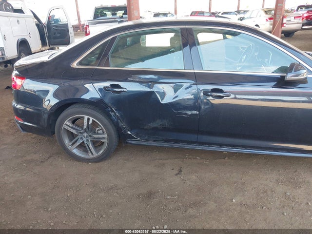 2017 AUDI A4 WAULNAF48HA147927 Photo 5