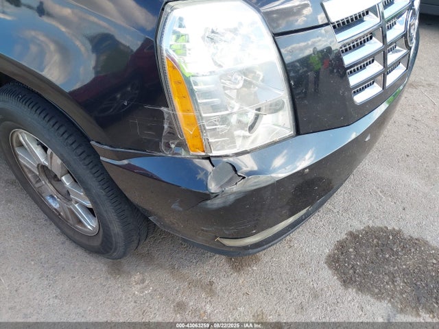 2011 CADILLAC ESCALADE 1GYS3BEF6BR215187 Photo 5