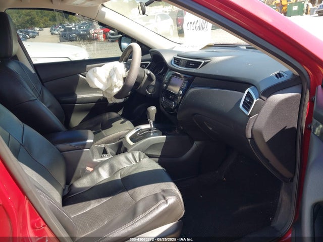 5N1AT2MTXGC913817 Nissan Rogue