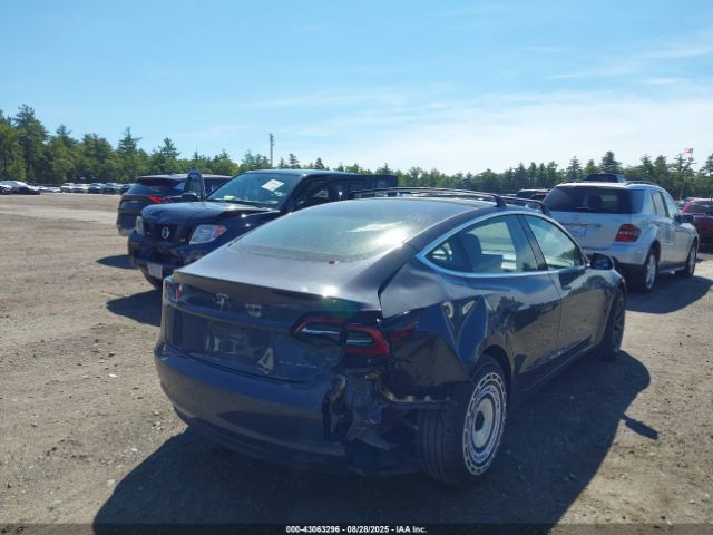 2018 TESLA MODEL 3 5YJ3E1EB5JF103691 Photo 3