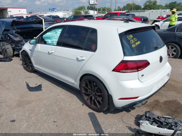 2018 VOLKSWAGEN GOLF R WVWVF7AU8JW248218 Photo 2