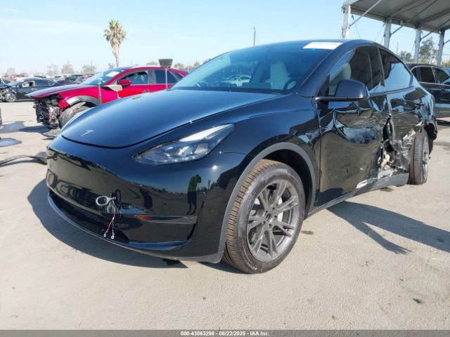 2025 TESLA MODEL Y 7SAYGDED9SF278016 Photo 1