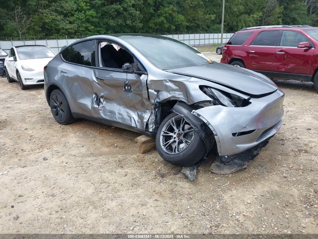 2025 TESLA MODEL Y 7SAYGDED0SA345552 Photo 0