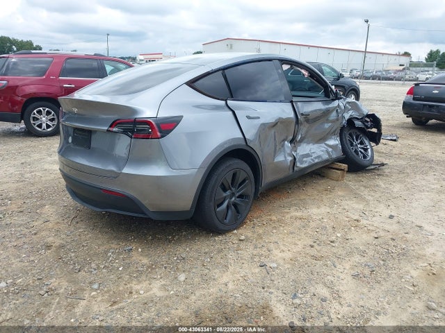 2025 TESLA MODEL Y 7SAYGDED0SA345552 Photo 3