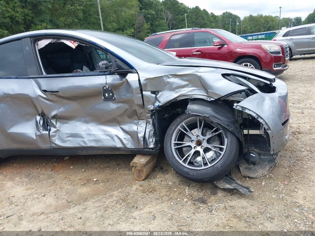 2025 TESLA MODEL Y 7SAYGDED0SA345552 Photo 5