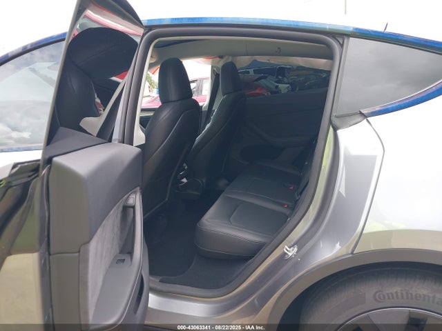 2025 TESLA MODEL Y 7SAYGDED0SA345552 Photo 7