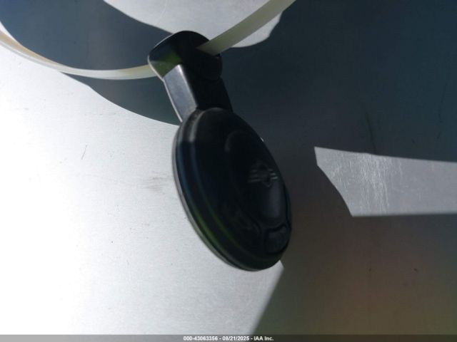 2010 MINI COOPER WMWMF3C55ATZ25184 Photo 10