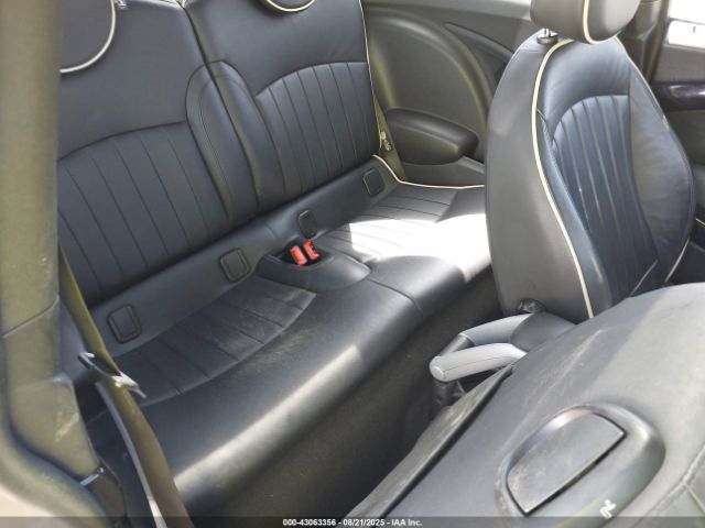 2010 MINI COOPER WMWMF3C55ATZ25184 Photo 7