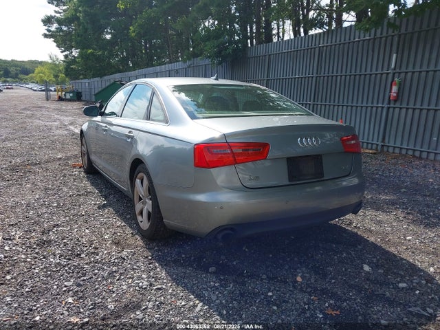 2012 AUDI A6 WAUGGAFC1CN171698 Photo 2