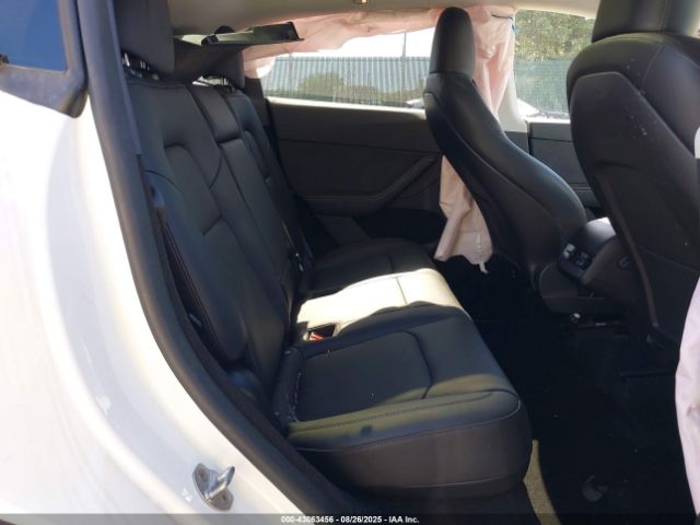 2023 TESLA MODEL Y 7SAYGDEEXPA149053 Photo 7