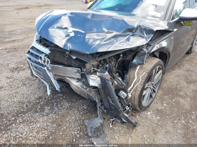 2018 AUDI SQ5 WA1A4AFY4J2217370 Photo 5