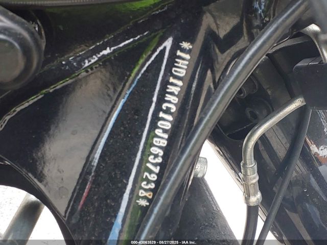 2018 HARLEY-DAVIDSON FLHXS 1HD1KRC10JB637238 Photo 9