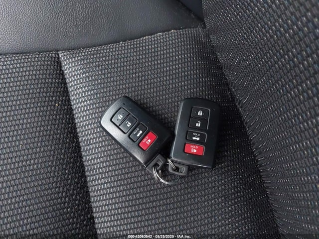 Toyota 2zr-fe 2019 2T1BURHE1KC170748 Image 11