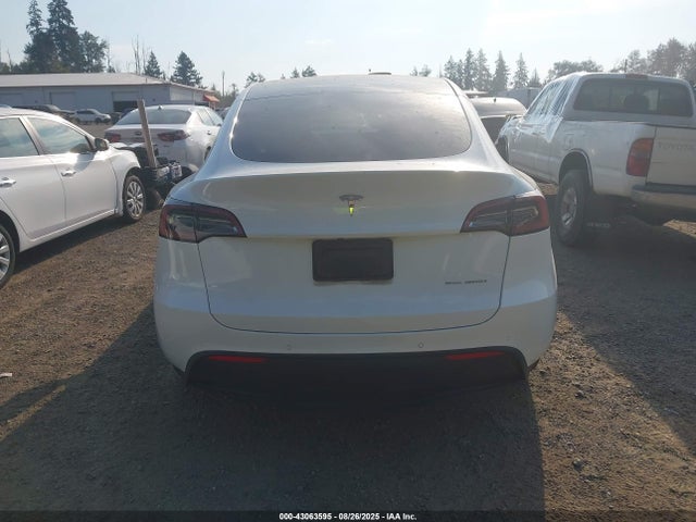Tesla Model Y 2022 7SAYGDEEXNF361564 Image 16