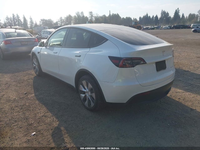 2022 TESLA MODEL Y 7SAYGDEEXNF361564 Photo 2