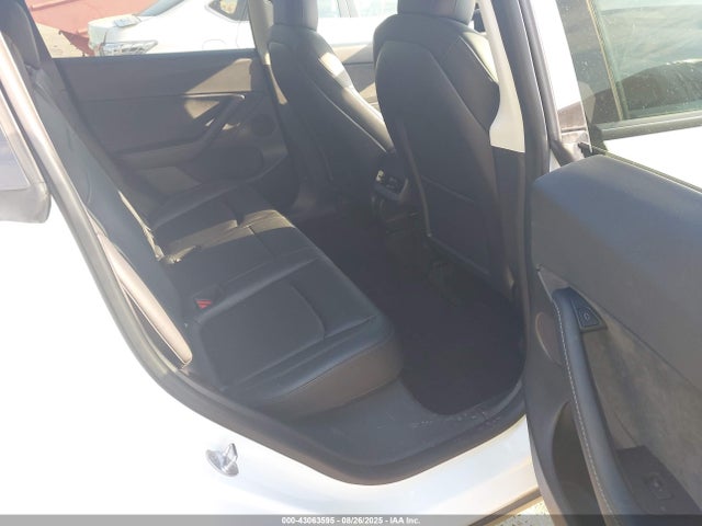 2022 TESLA MODEL Y 7SAYGDEEXNF361564 Photo 7