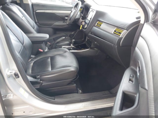 2018 MITSUBISHI OUTLANDER JA4AD2A38JZ001384 Photo 4
