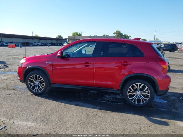 Mitsubishi mivec 2018 JA4AP3AW6JZ010284 Image 14