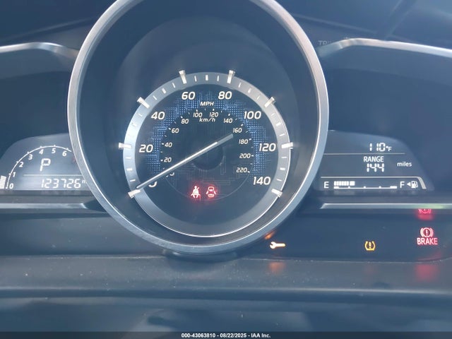 3MYDLBYV8JY315710 Toyota p5v